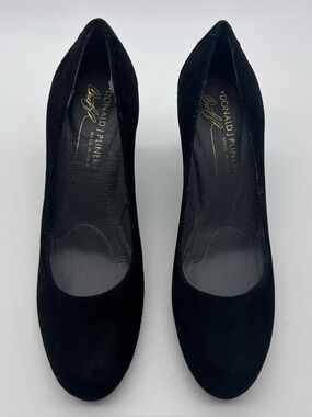 Donald J. Pliner Suede Classic Pump